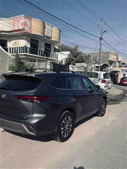 تۆیۆتا هایلاندەر